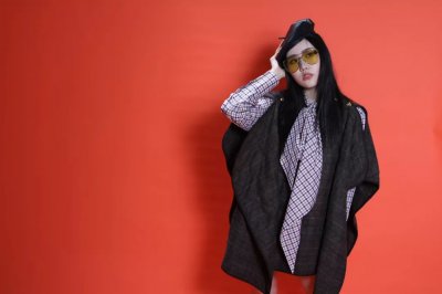 模特镜前如何炯炯有神
